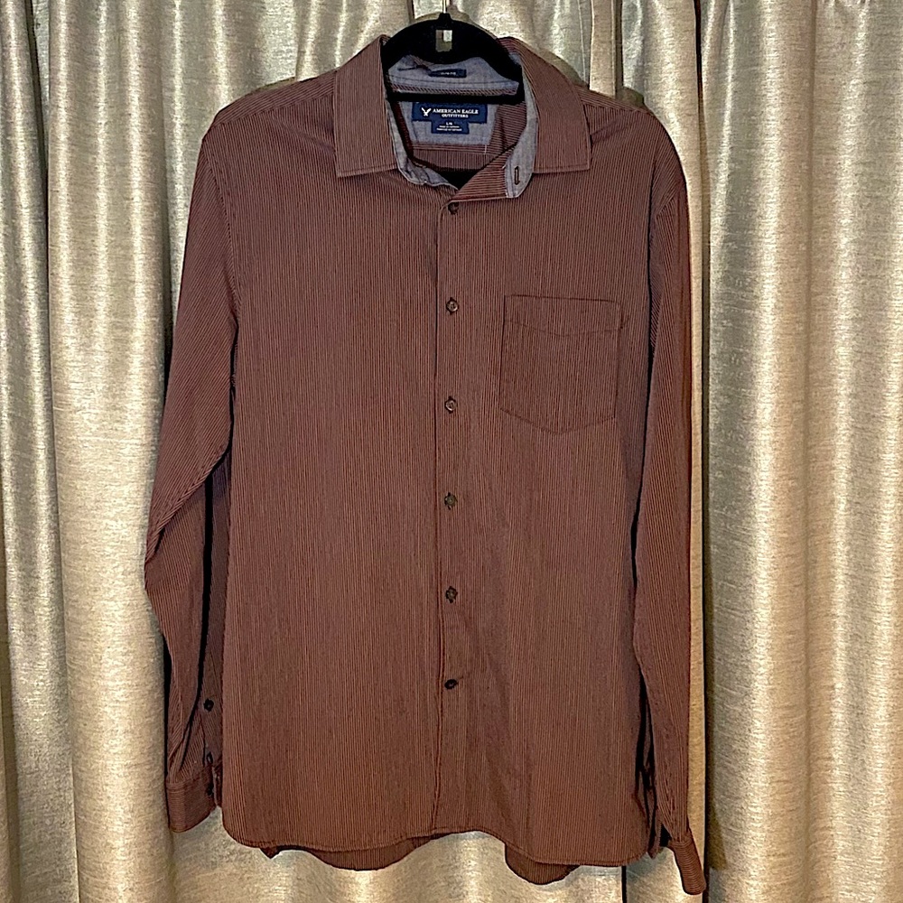 American Eagle Maroon Slim Fit Button Down Shirt